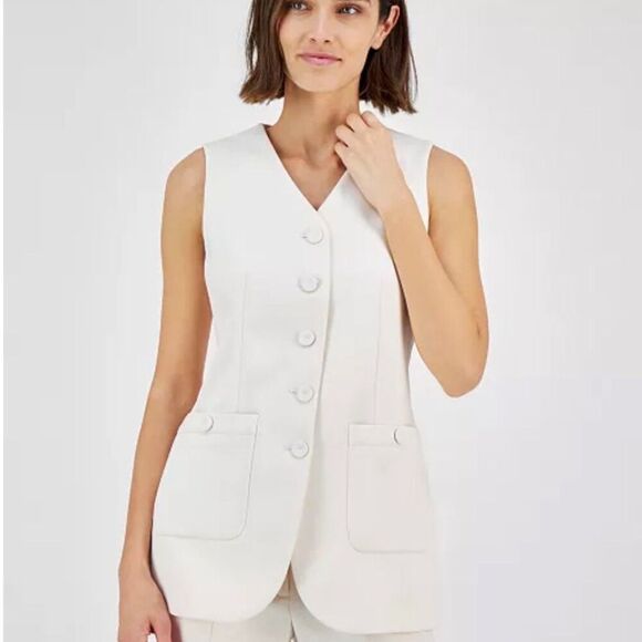 Anne Klein Jackets & Blazers - Anne Klein, Cream Tailored Button-Front Vest, Size 6 Petite (NWT)